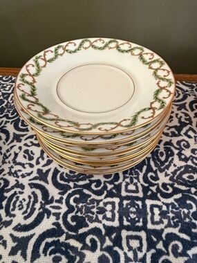 Haviland Limoges White Saucer with Green and Gold Scroll Border France 10 plates